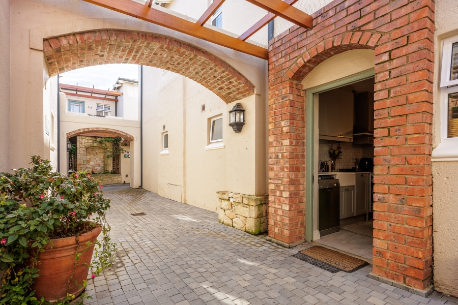 2 Bedroom Property for Sale in Koelenhof AH Western Cape